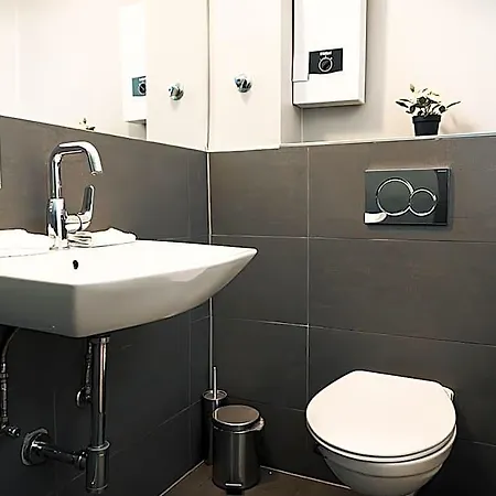 Liro Jaegerstrasse Apart-hotel